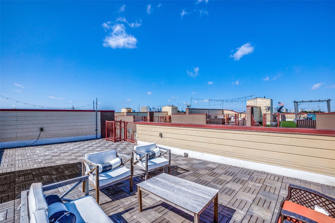 5608 Hudson Street Dallas TX 75206