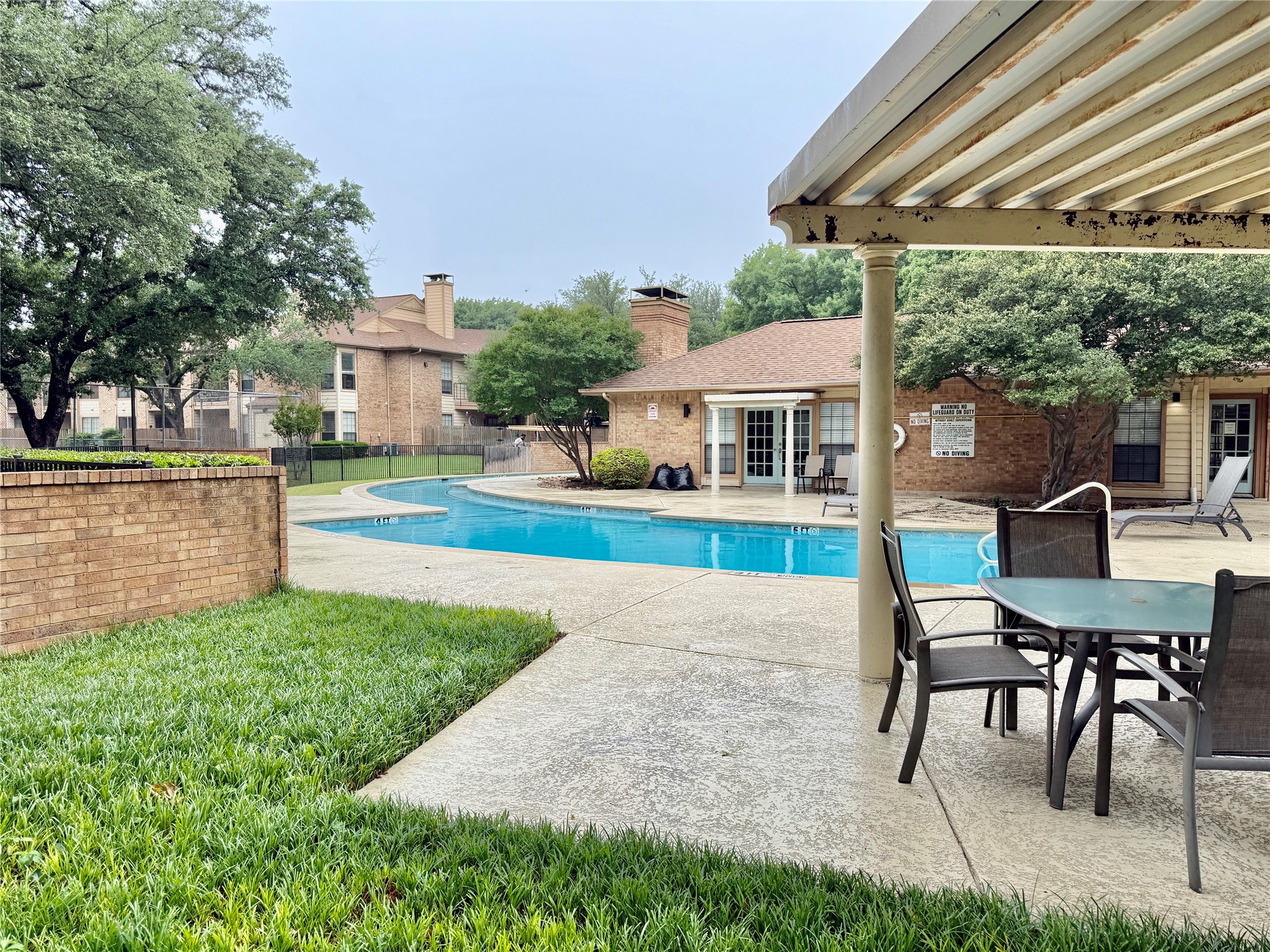 16301 Ledgemont Lane Addison TX 75001