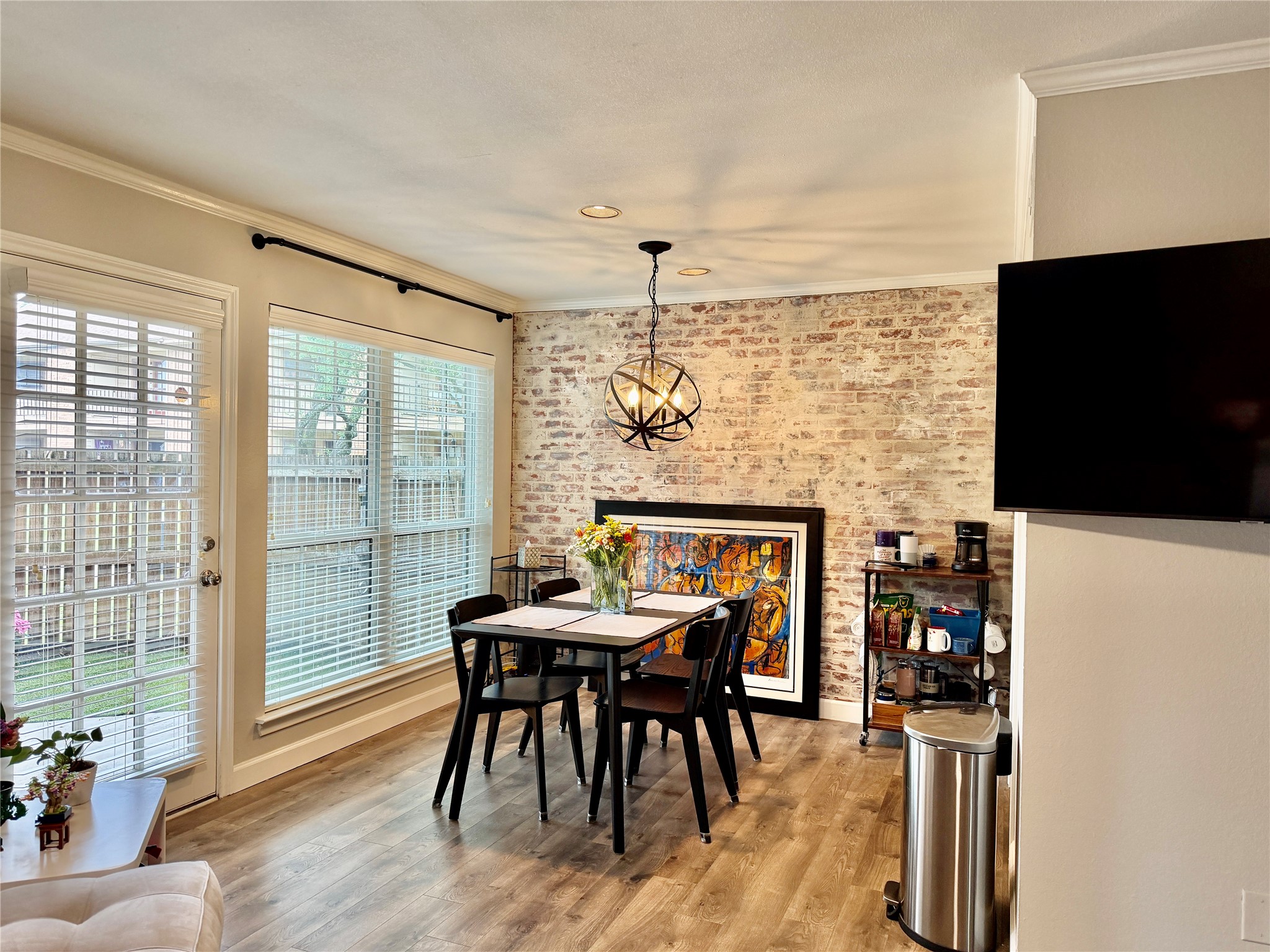 16301 Ledgemont Lane Addison TX 75001
