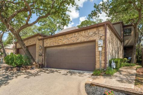 2753 Fairway Park Street Grand Prairie TX 75050