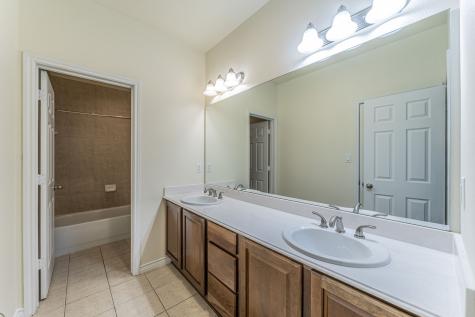 2202 Shady Vista Richardson TX 75080