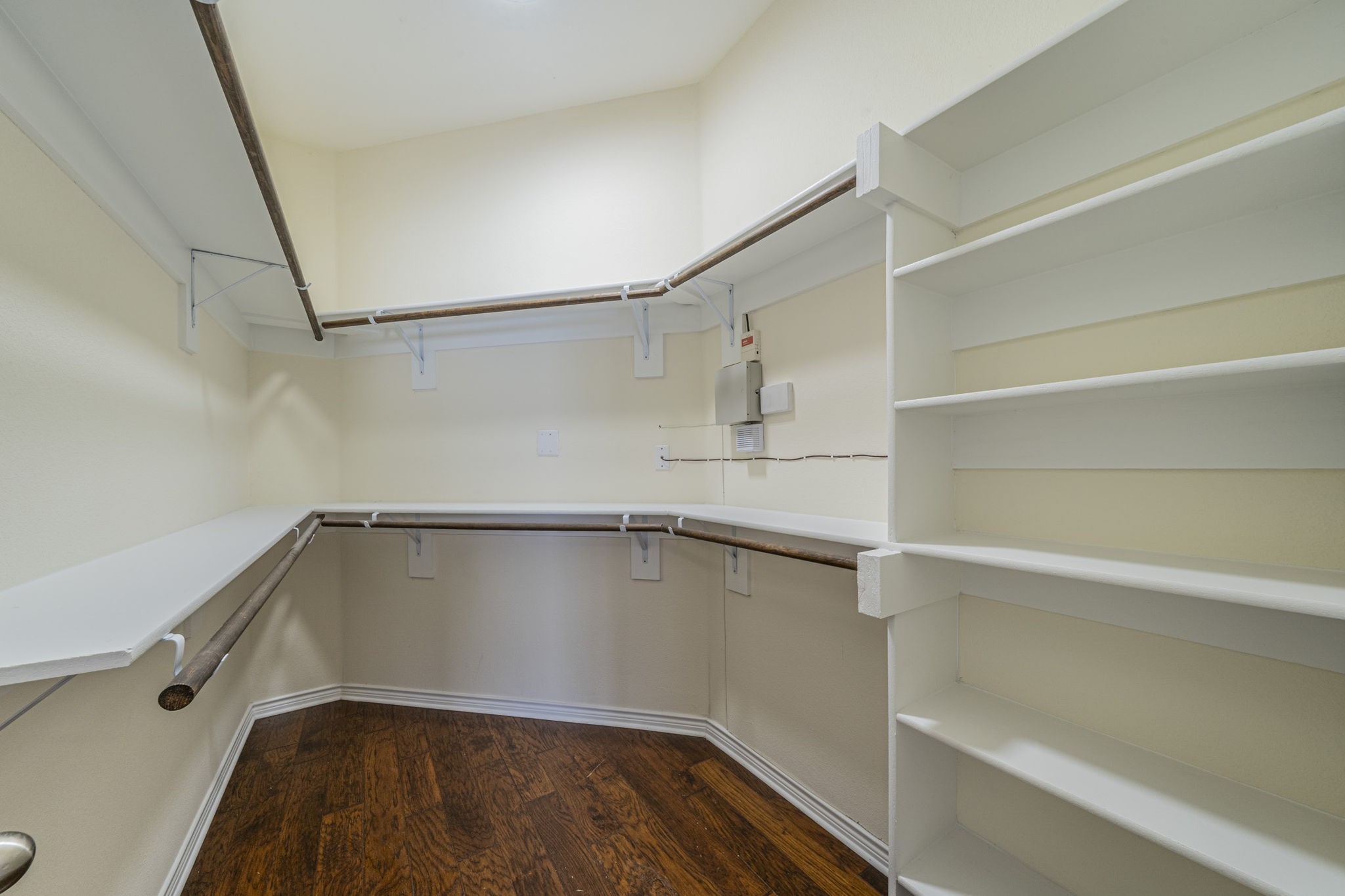 2202 Shady Vista Richardson TX 75080
