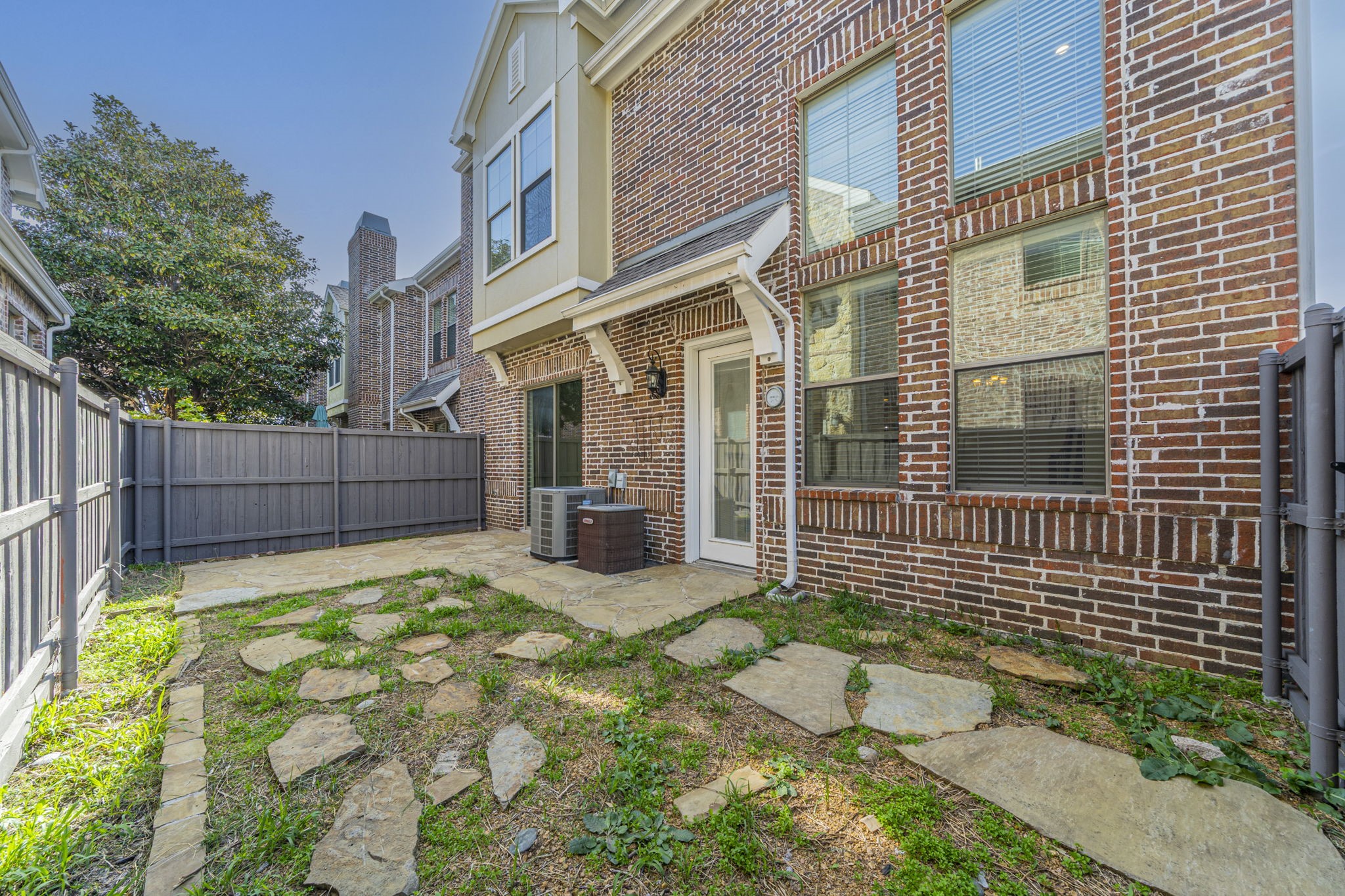 2202 Shady Vista Richardson TX 75080