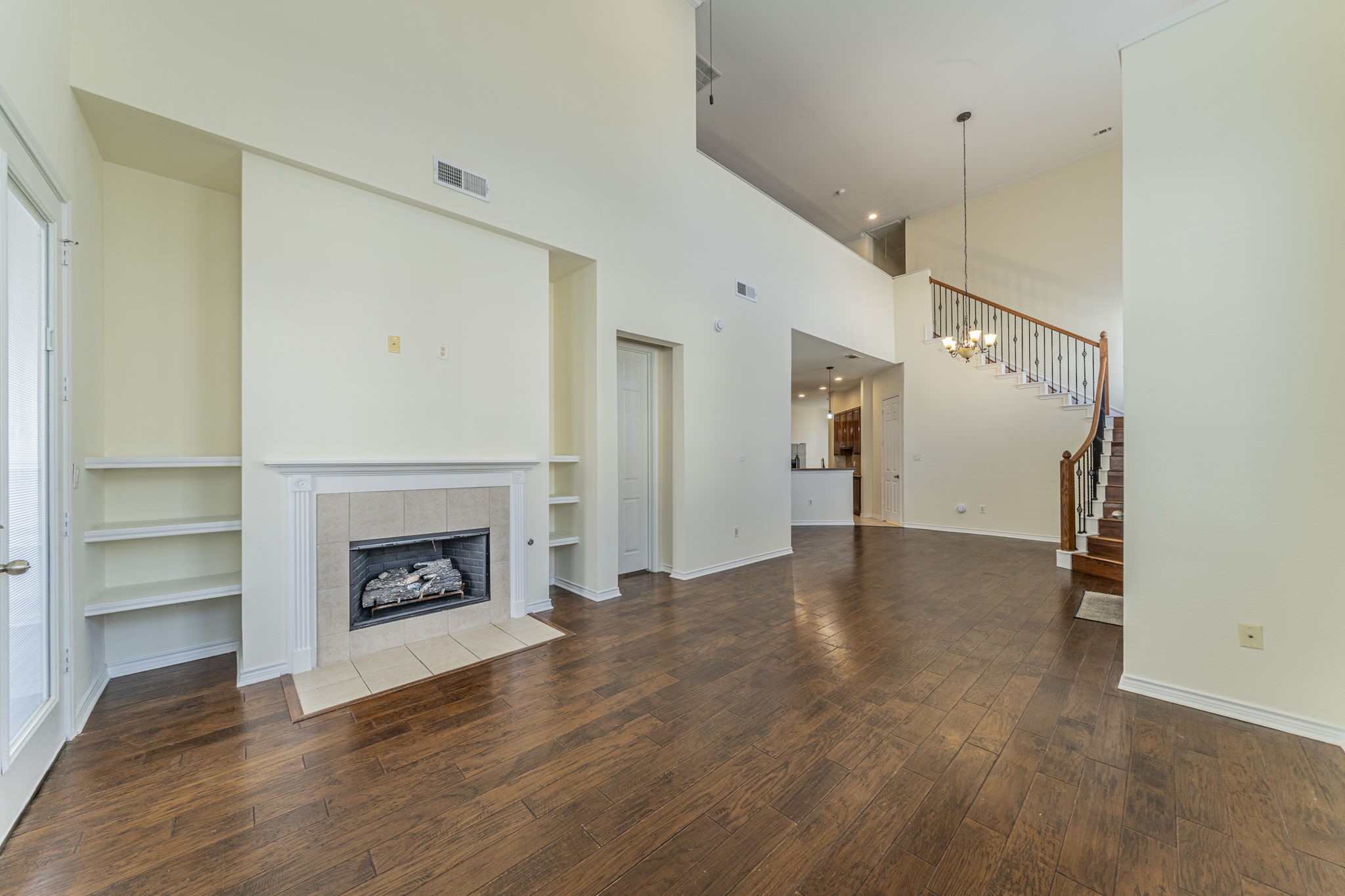 2202 Shady Vista Richardson TX 75080