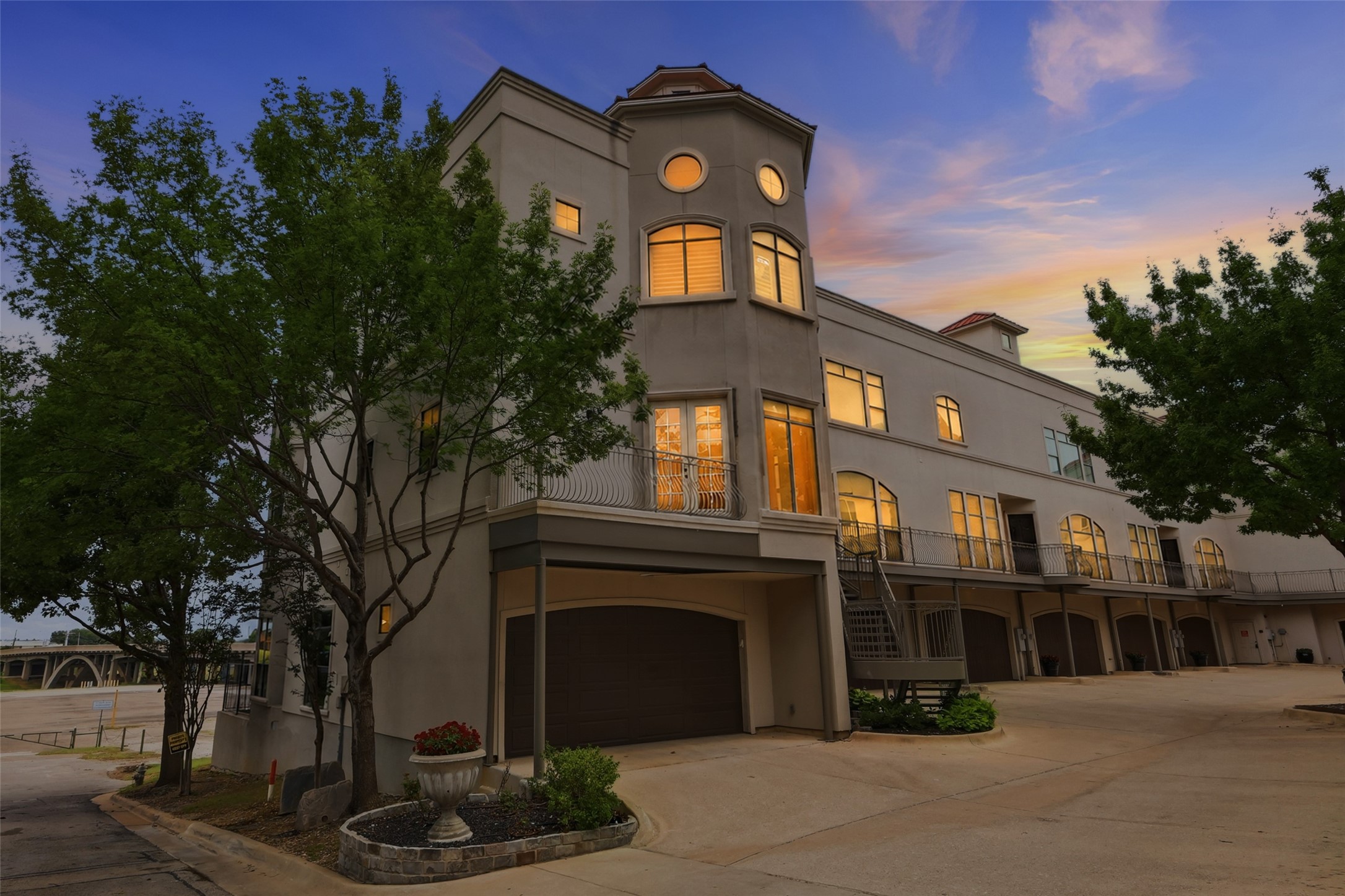 Fort Worth TX, 410 Mills Street