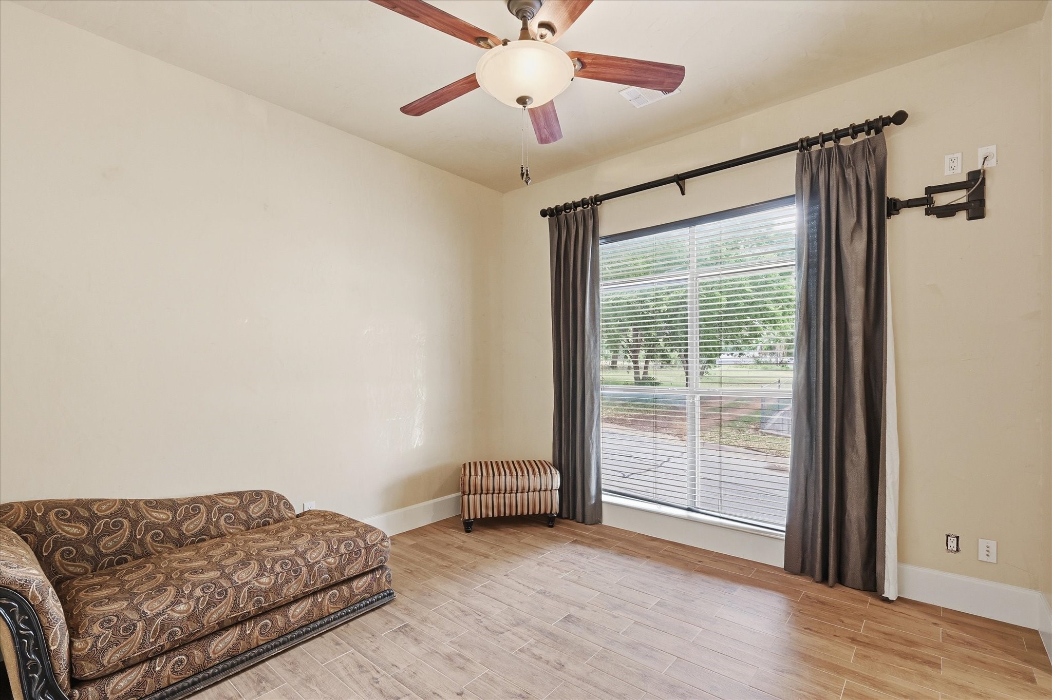 410 Mills Street Fort Worth TX 76102