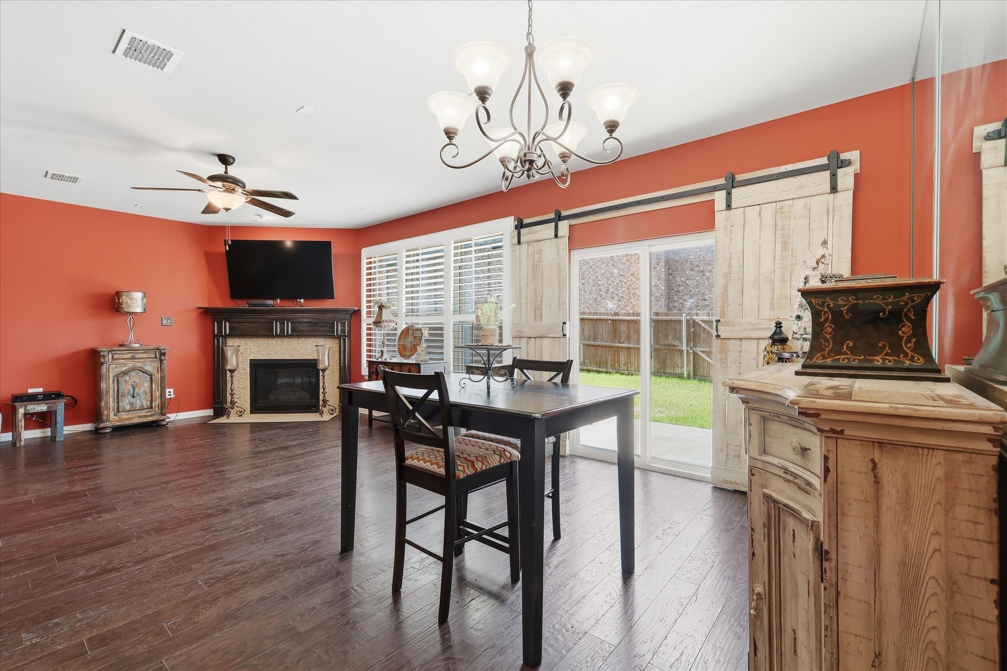 399 Dublin Street Lewisville TX 75067