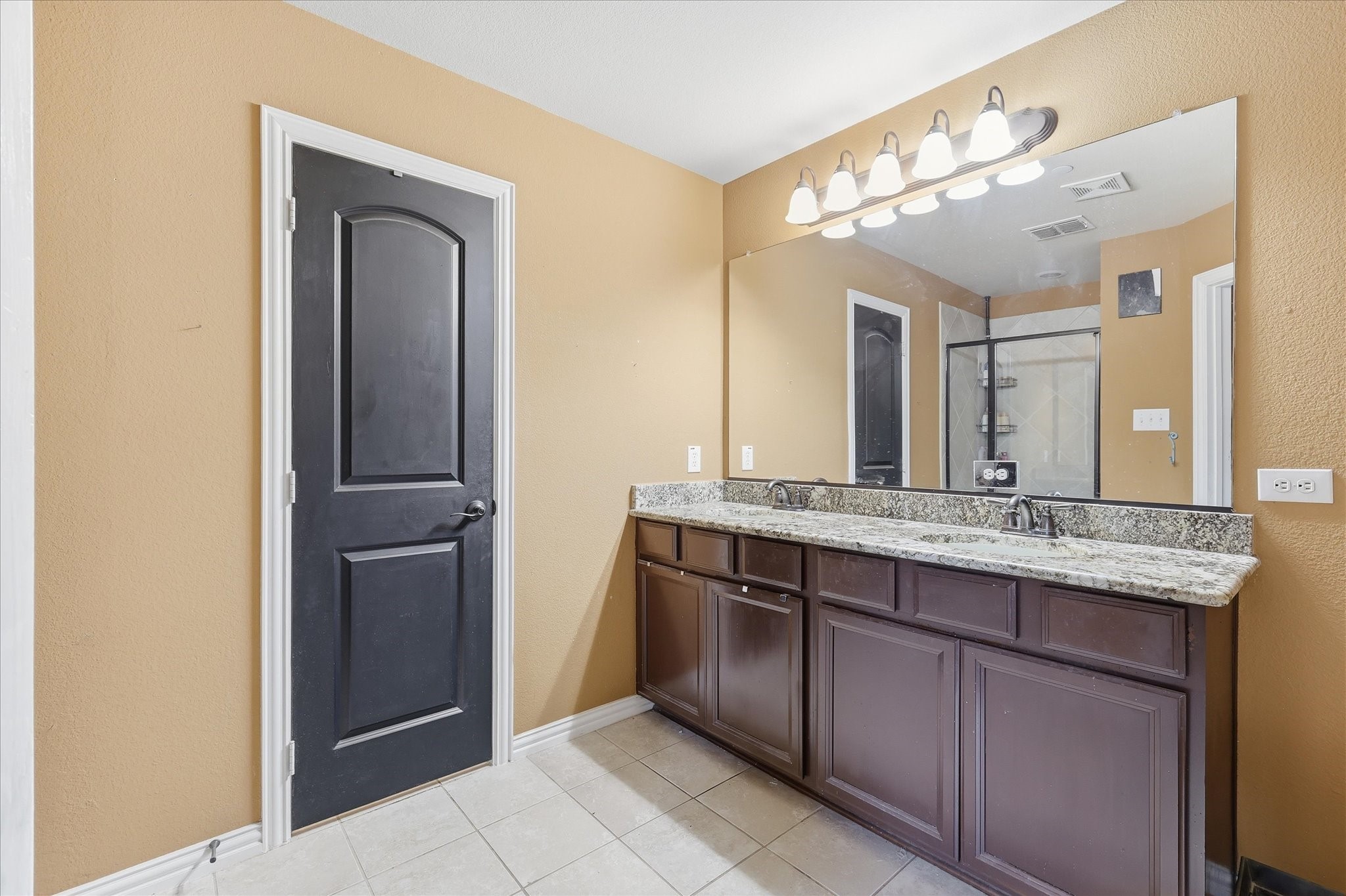 399 Dublin Street Lewisville TX 75067