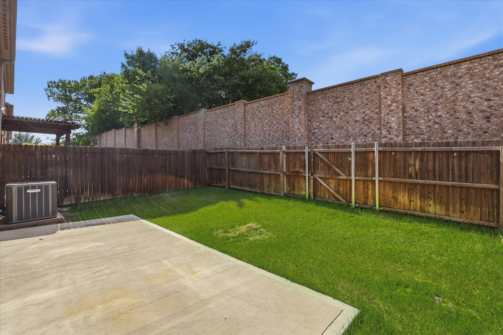 399 Dublin Street Lewisville TX 75067