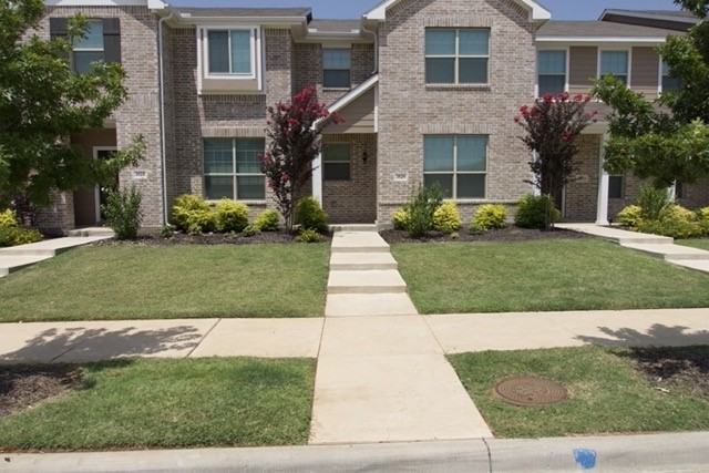 3529 Brentwood Drive Denton TX 76207