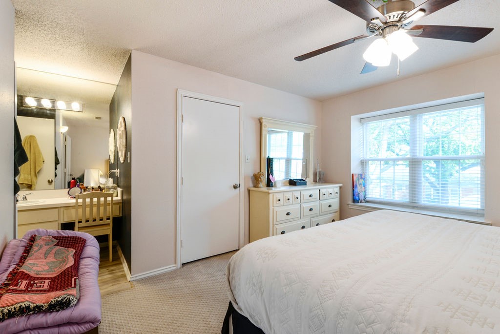 933 Roaring Springs Road Fort Worth TX 76114