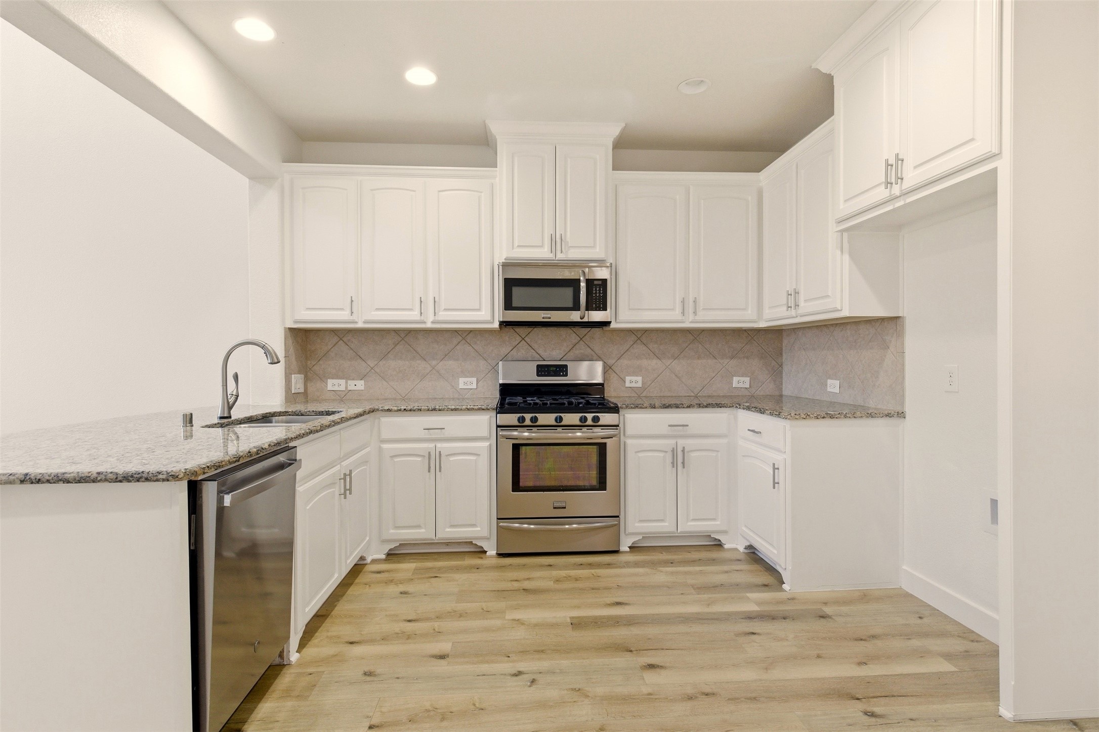 736 S Greenville Avenue Richardson TX 75081