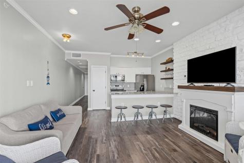 401 E Pearl Street Granbury TX 76048