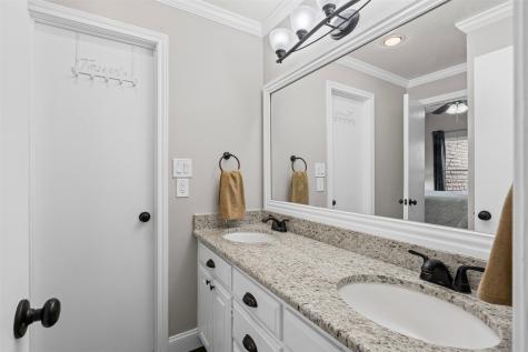 401 E Pearl Street Granbury TX 76048