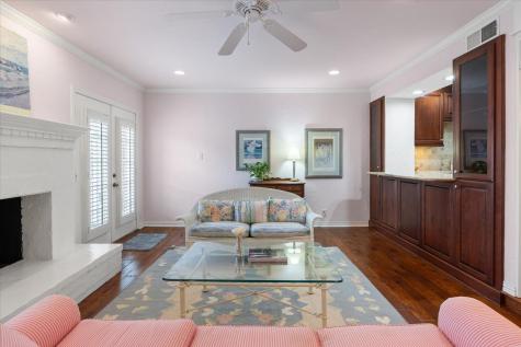 1109 Roaring Springs Road Fort Worth TX 76114