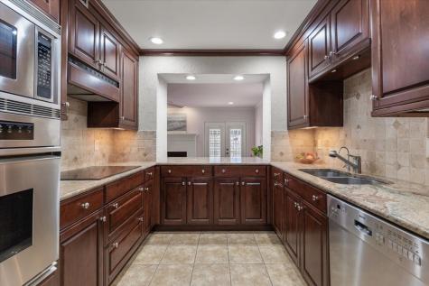 1109 Roaring Springs Road Fort Worth TX 76114
