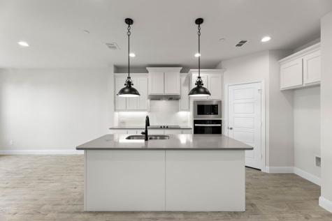 670 Sandiford Mansfield TX 76063
