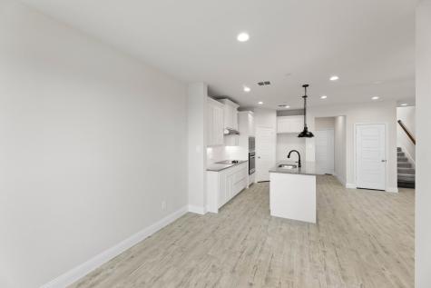 670 Sandiford Mansfield TX 76063