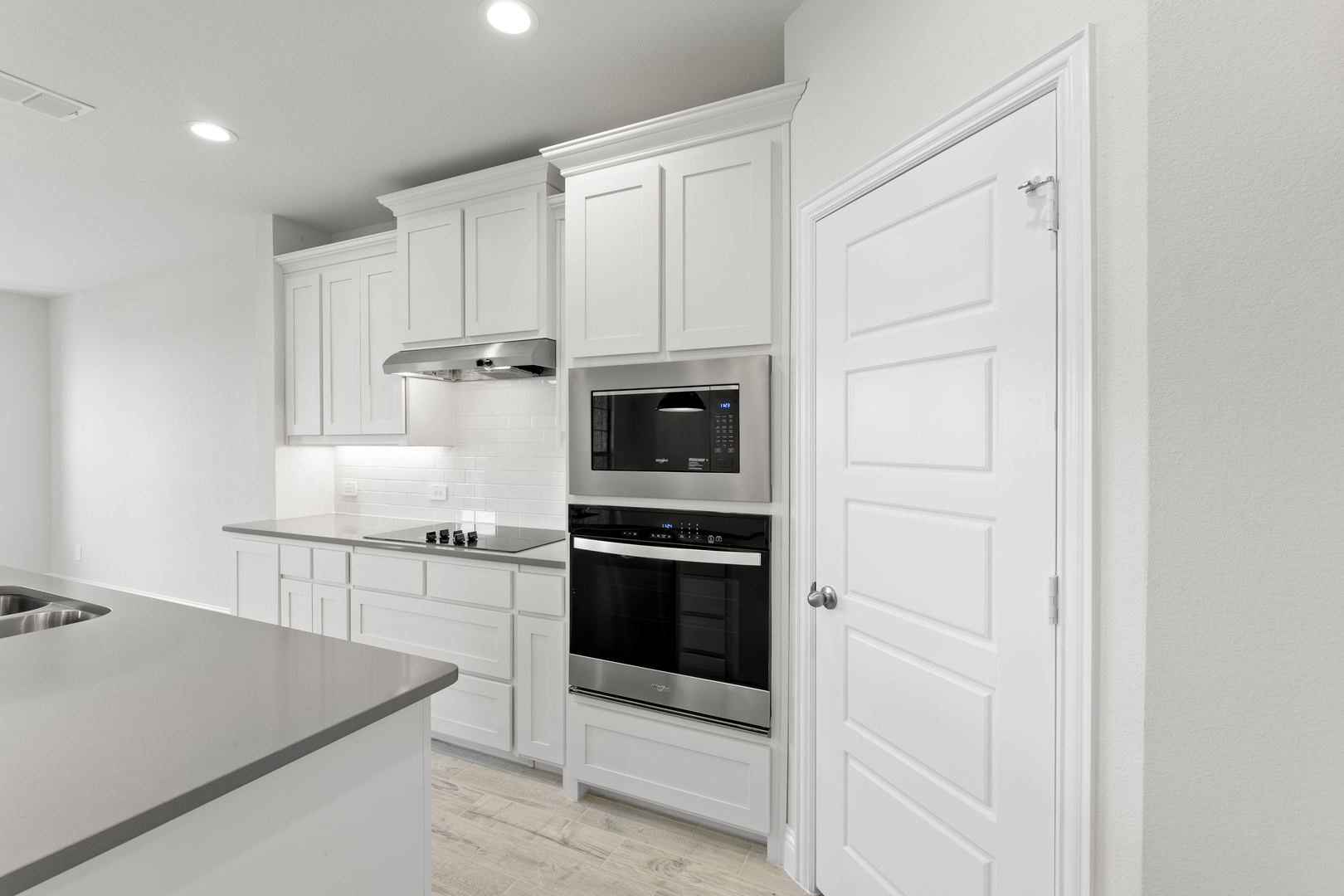 670 Sandiford Mansfield TX 76063