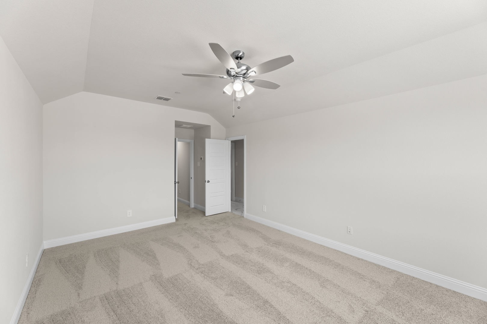 670 Sandiford Mansfield TX 76063