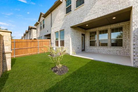 670 Sandiford Mansfield TX 76063