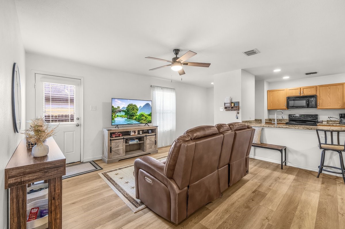 497 Brookbank Drive Crowley TX 76036