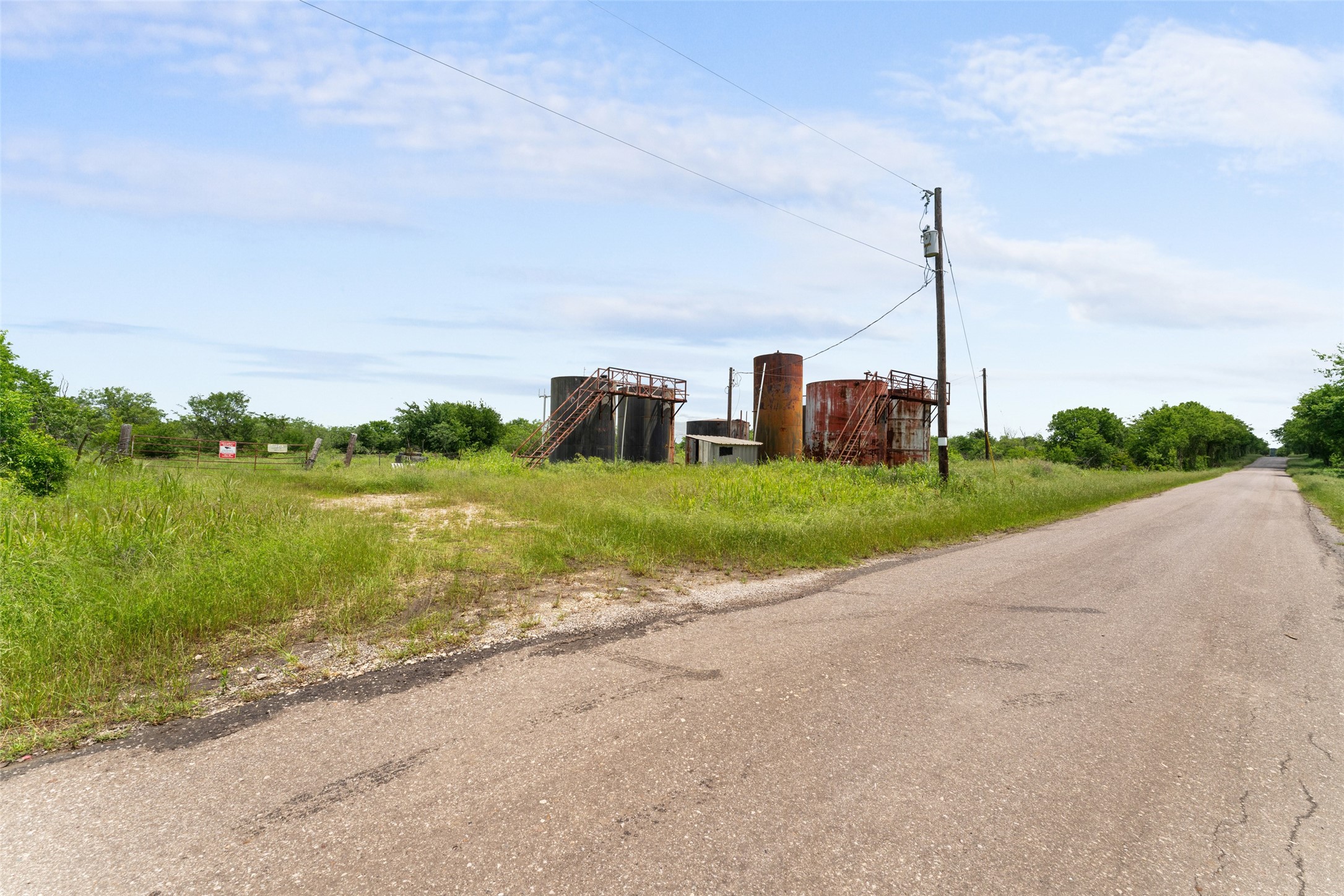 105 County Road 1001 Wortham TX 76693