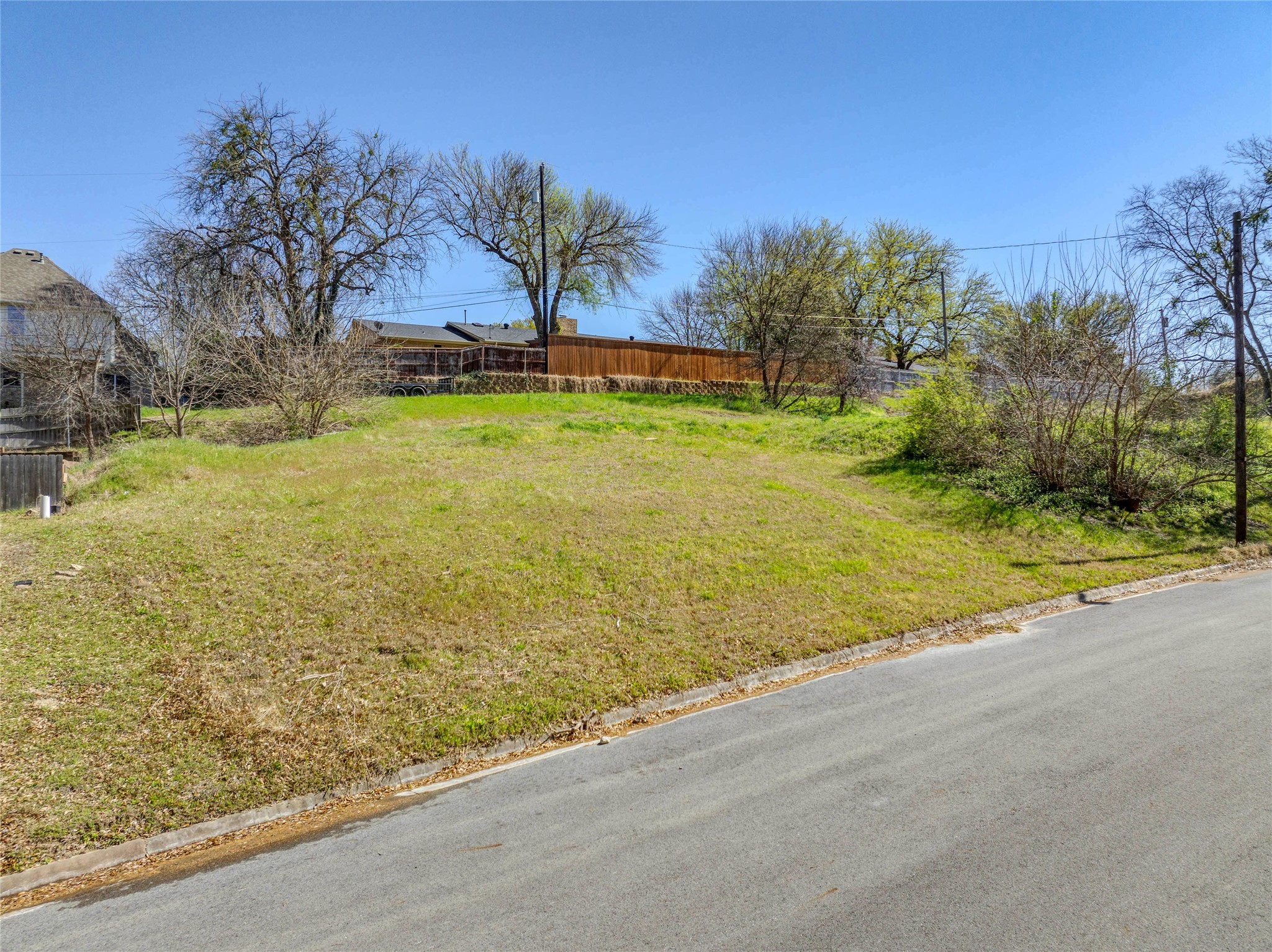 317 Arapaho W Sherman TX 75092