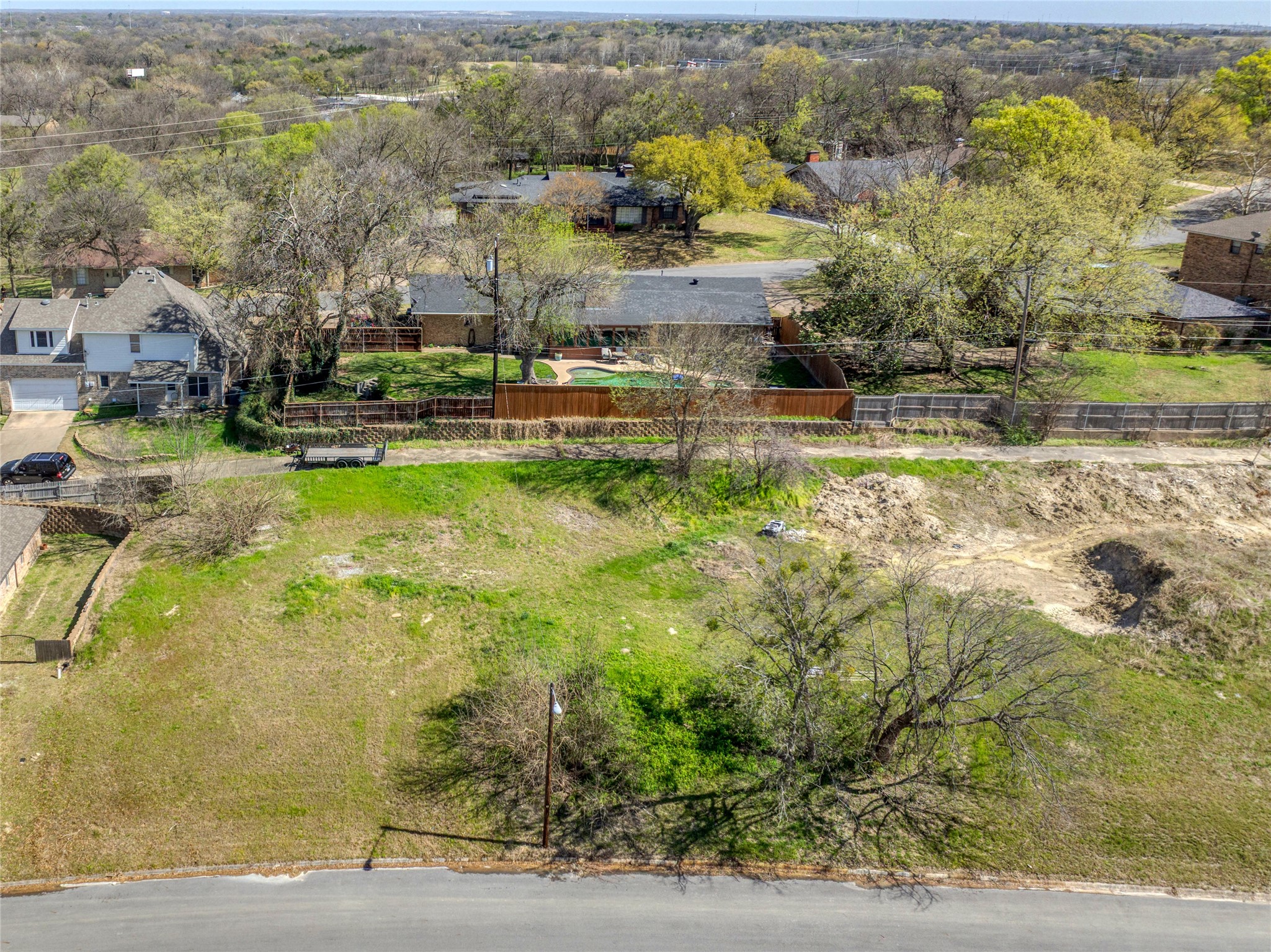 317 Arapaho W Sherman TX 75092