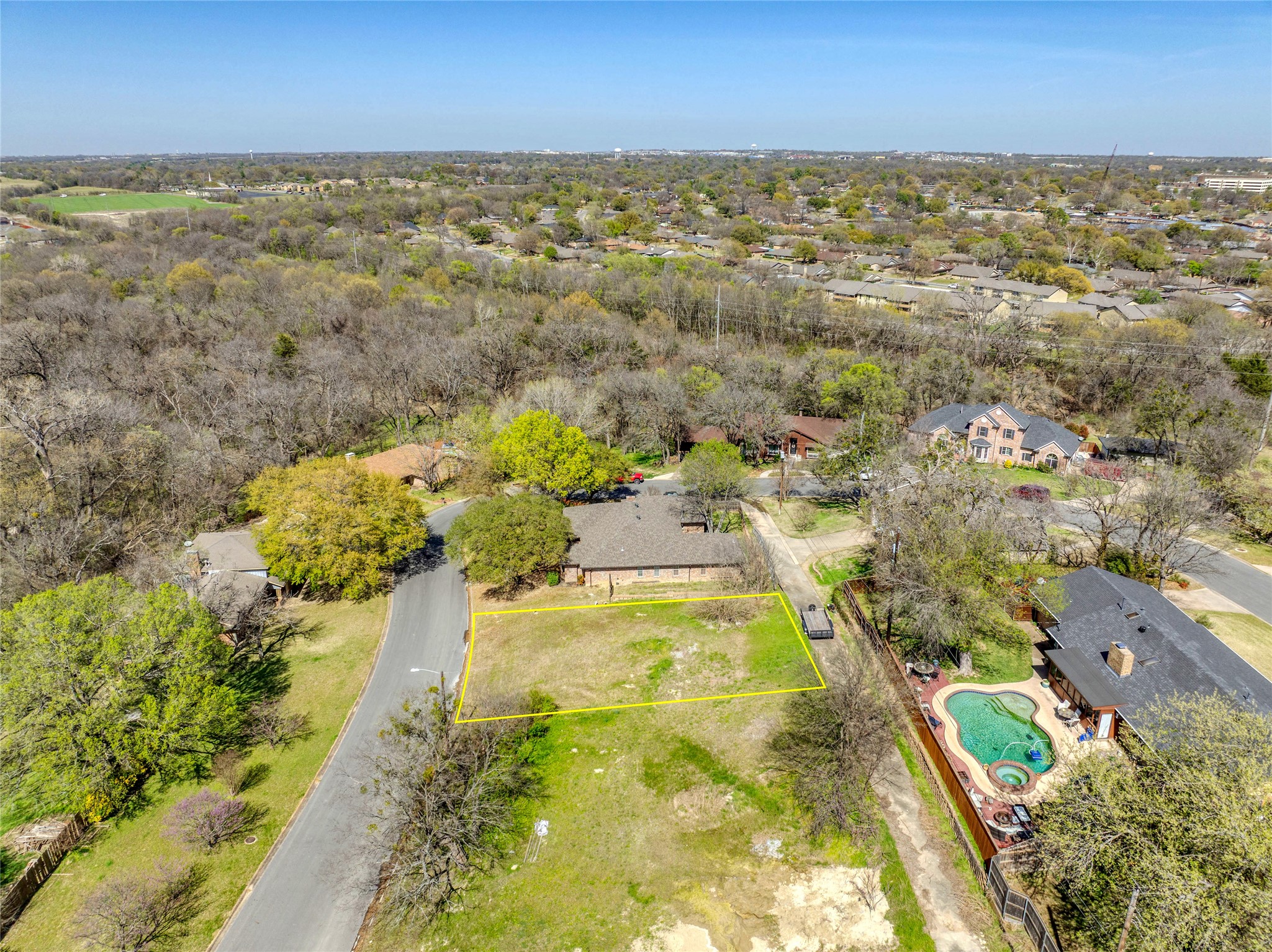 317 Arapaho W Sherman TX 75092