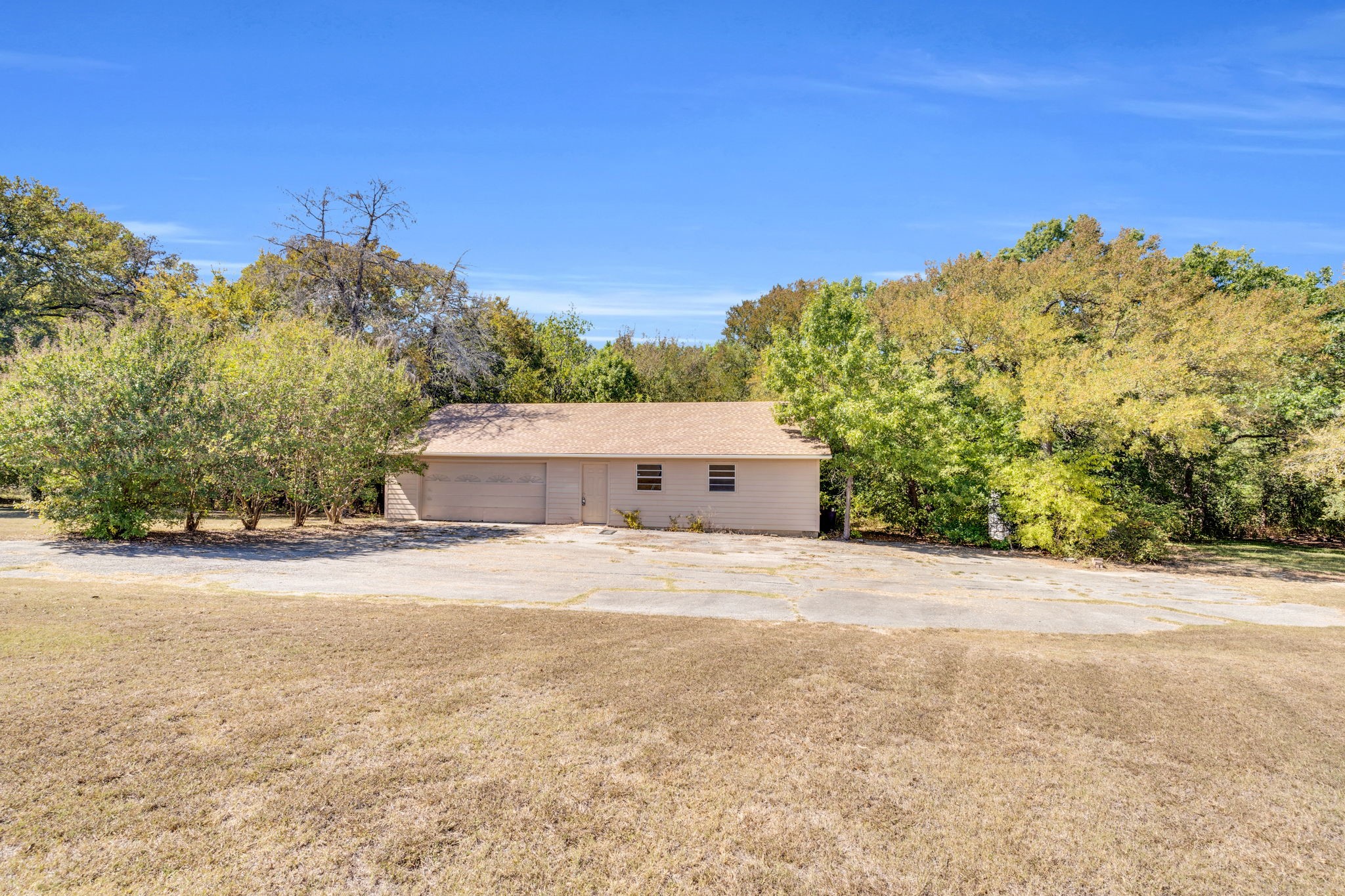 1310 Lariat Circle Oak Leaf TX 75154