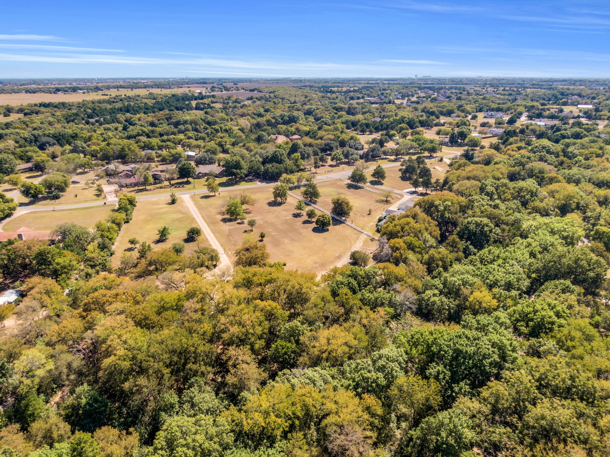 1310 Lariat Circle Oak Leaf TX 75154