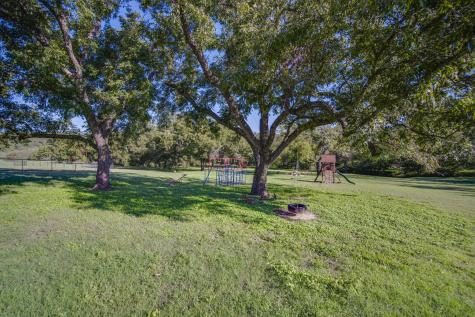 1917 Burkett Court Cleburne TX 76033