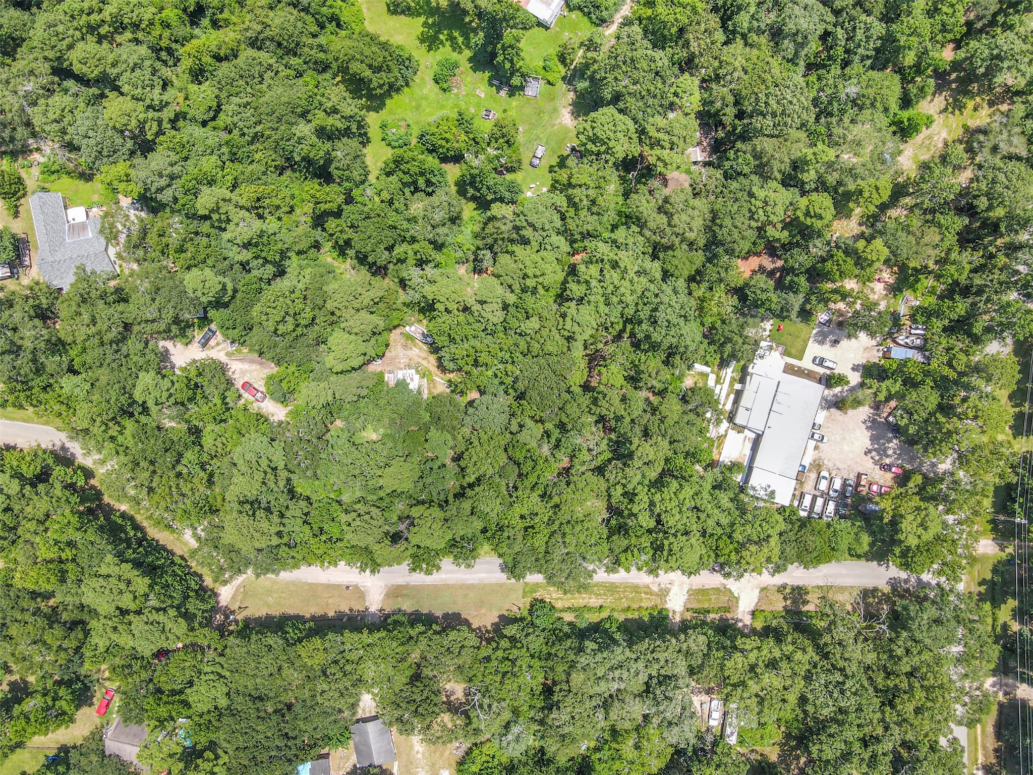 000 Fisher Ln Loop Willis TX 77378