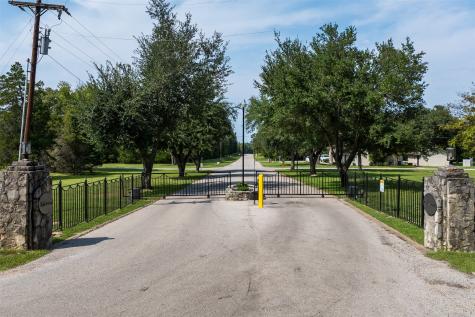 3570 Pleasant Run Circle Athens TX 75752