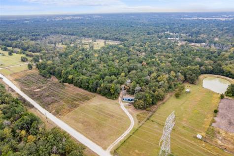 132 Private Road 507 Fairfield TX 75840