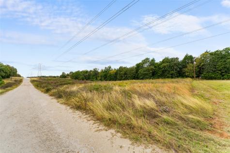 132 Private Road 507 Fairfield TX 75840