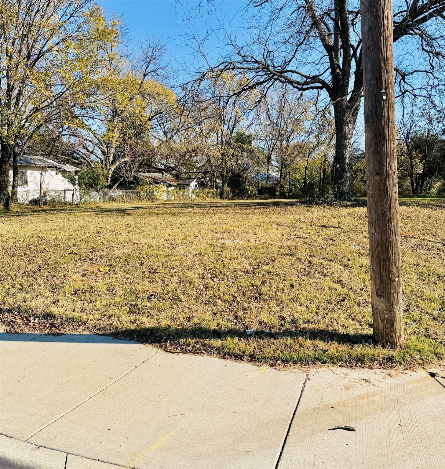 2210 Greer Street Dallas TX 75215