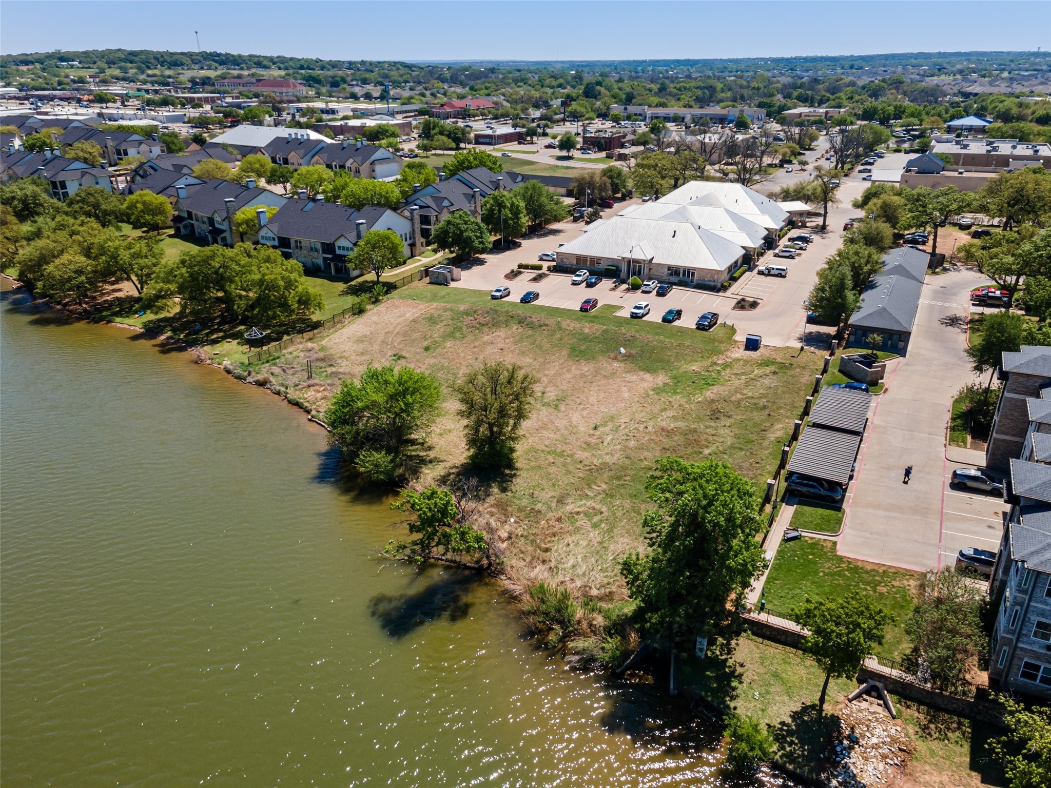 805 Hill Boulevard Granbury TX 76048