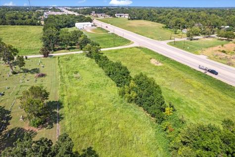 Westside N Tx-121 Highway Bonham TX 75418