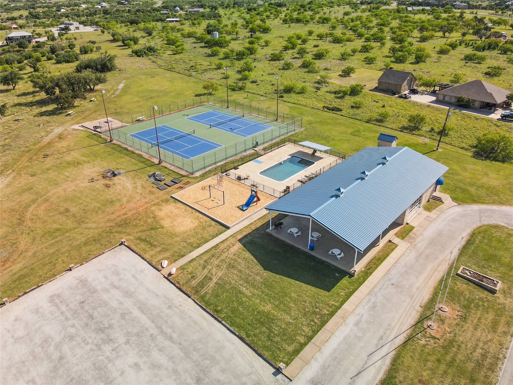 1008 Bluff Creek Drive Strawn TX 76475