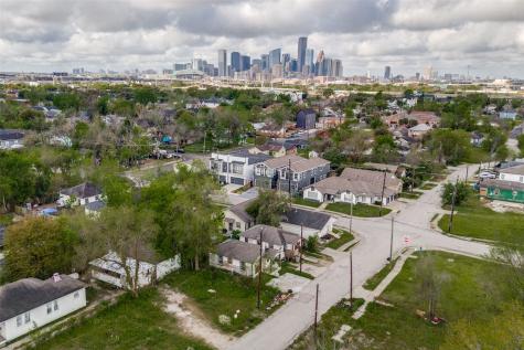 3616 Farmer Street Houston TX 77020
