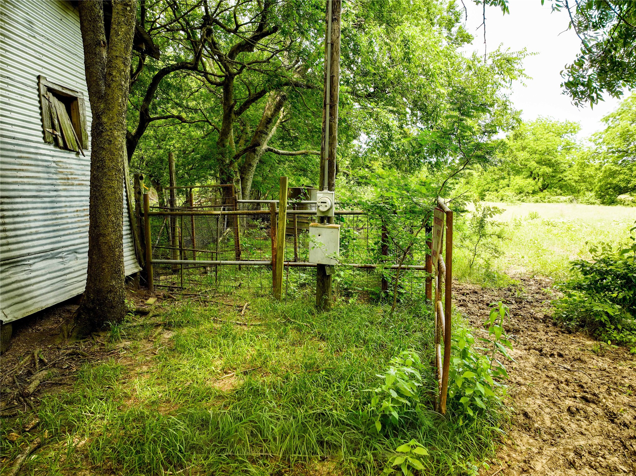 7008 Cr-1019 Celeste TX 75496