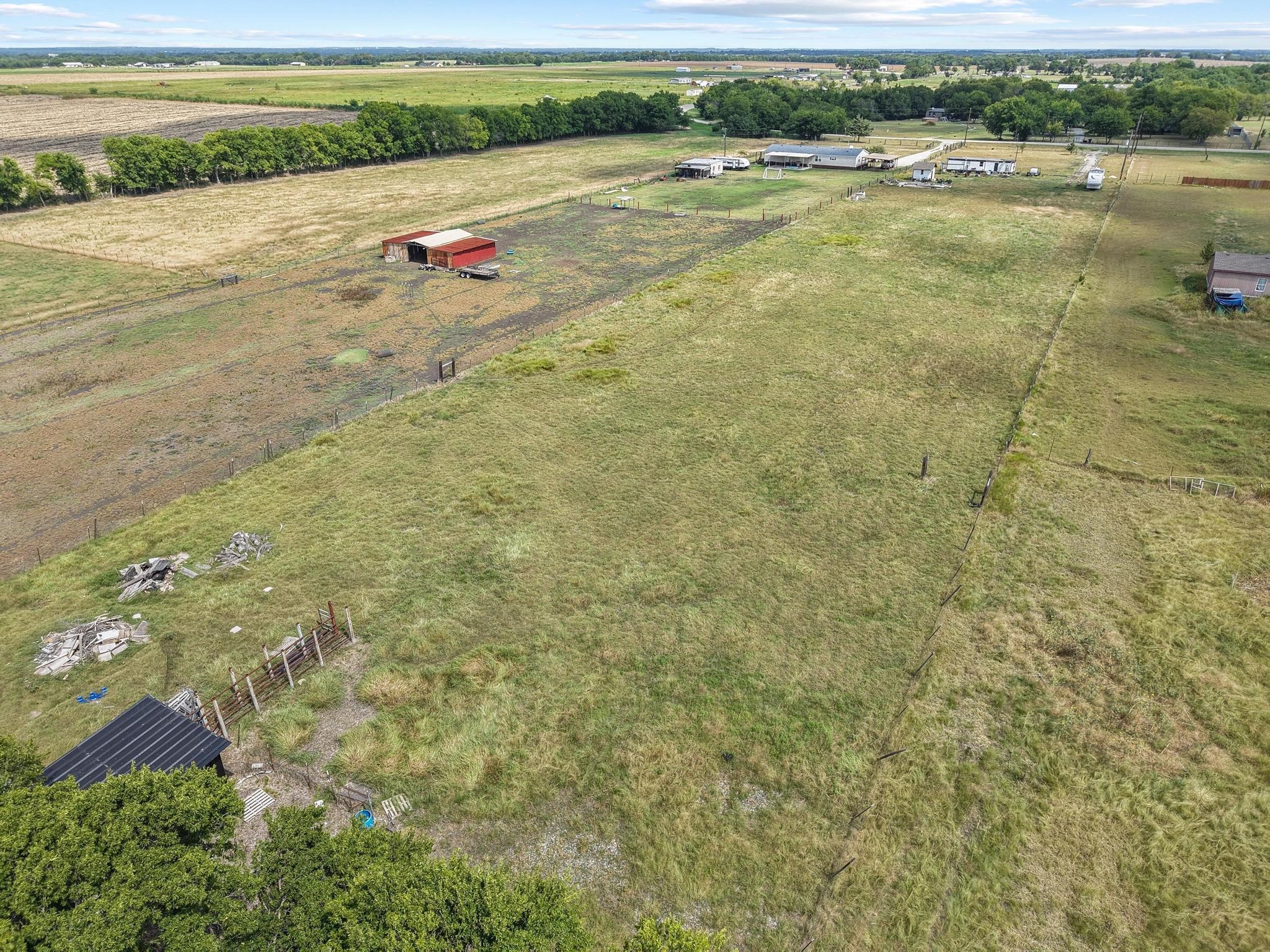 8300 Farm To Market 697 Whitewright TX 75491
