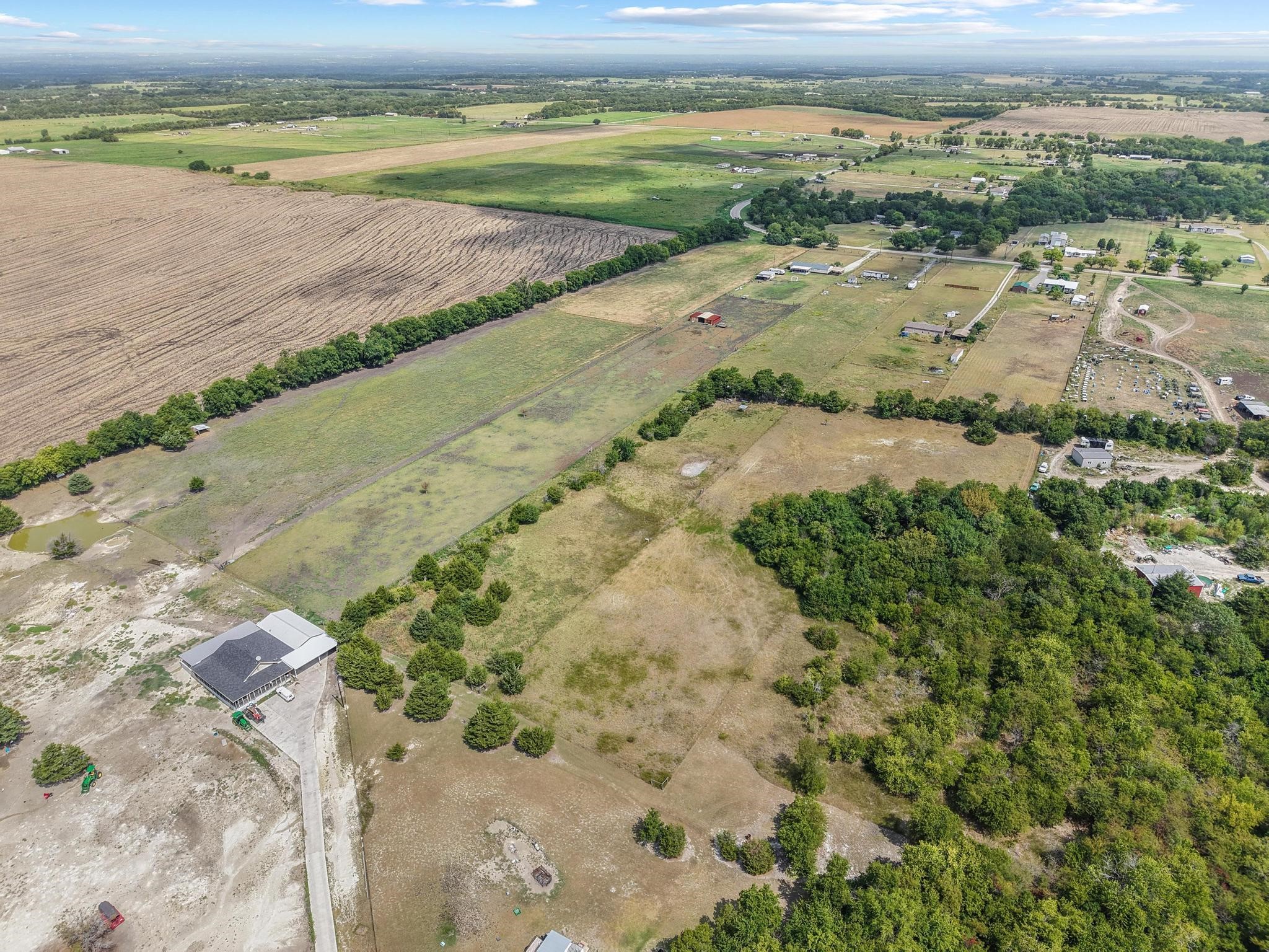 8300 Farm To Market 697 Whitewright TX 75491