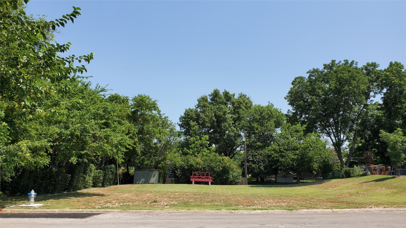 508 W Kaufman Street Rockwall TX 75087
