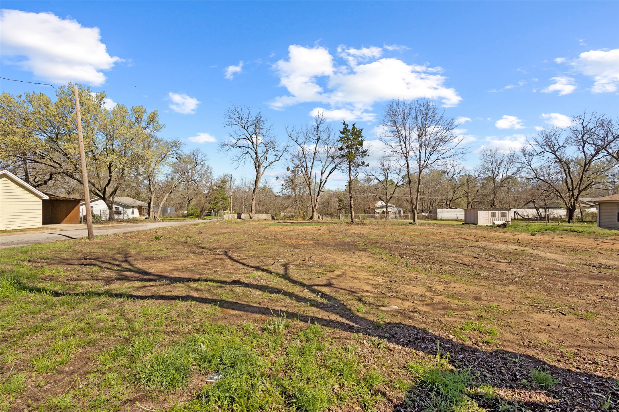 705 E Cherry Street Paris TX 75460