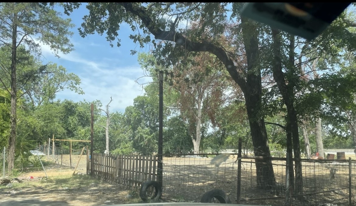 9411 Timberloam Drive Dallas TX 75217