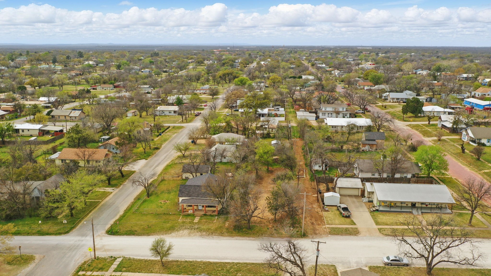 904 Avenue H Cisco TX 76437