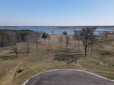 552 Lakeshore Lane Windom TX 75492
